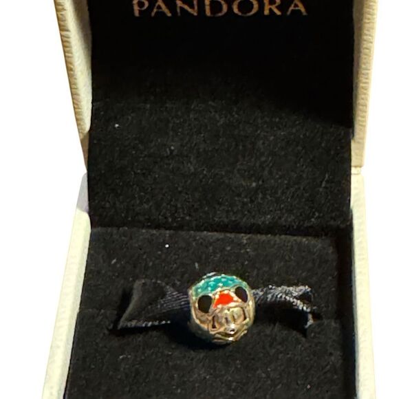 Pandora Sterling Silver Mickey mouse Charm in original box - Picture 5 of 6